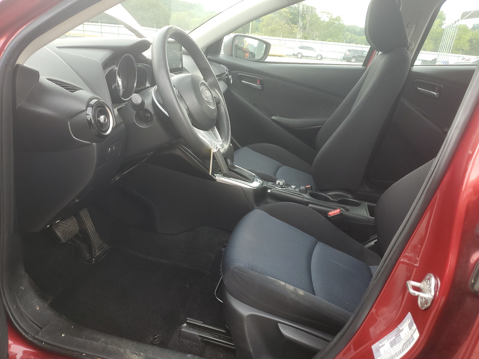 3MYDLBZVXGY121087 2016 Toyota Scion Ia