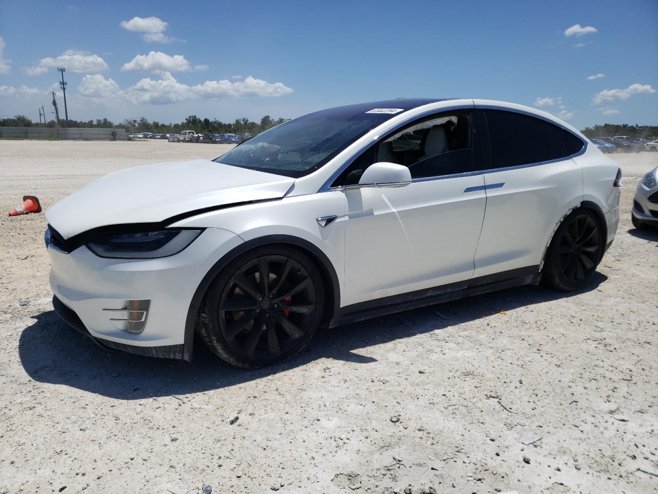 5YJXCAE45HF075748 2017 TESLA MODEL X - Image 1