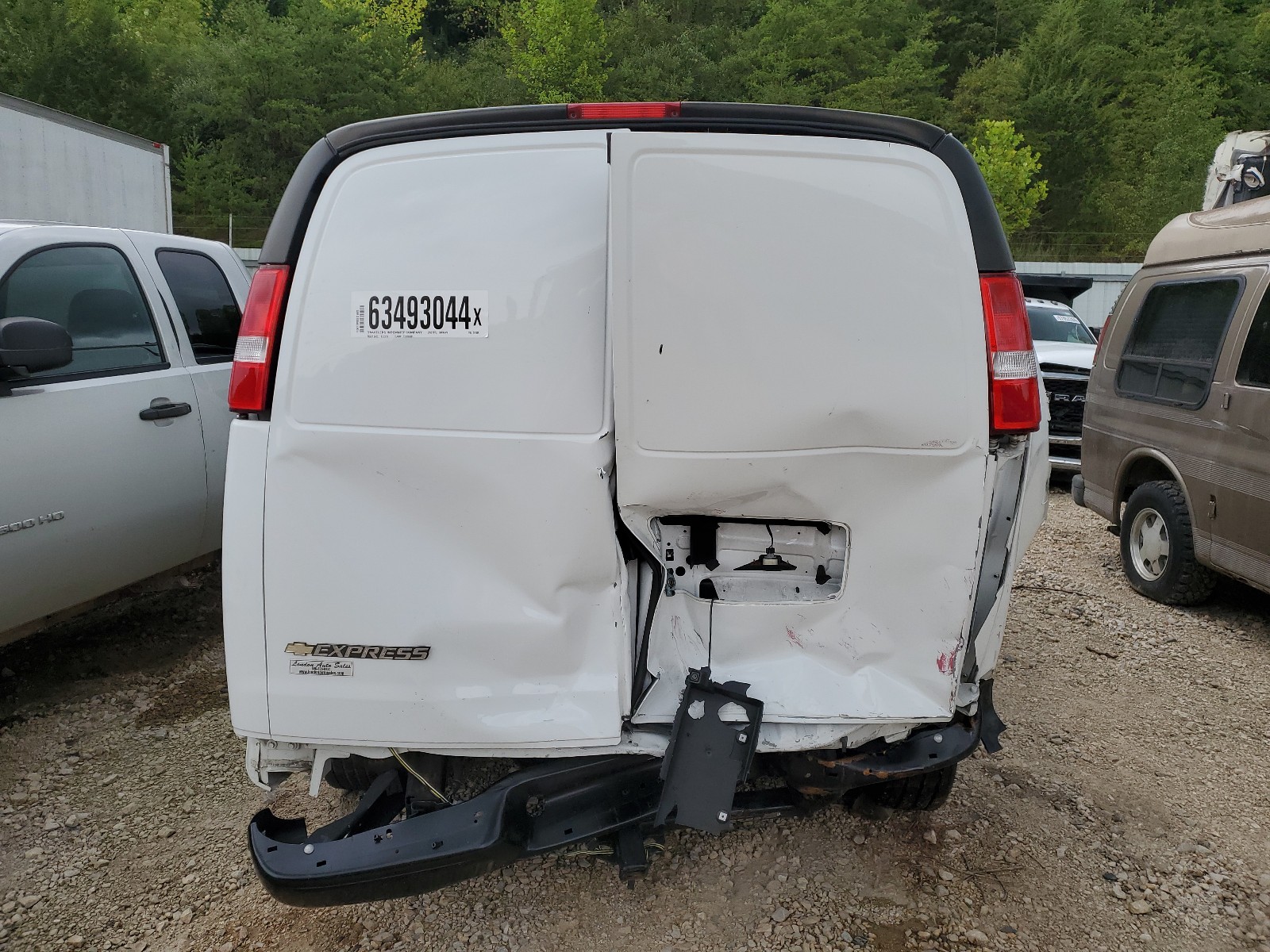 1GCWGAFP8M1287698 2021 Chevrolet Express G2500