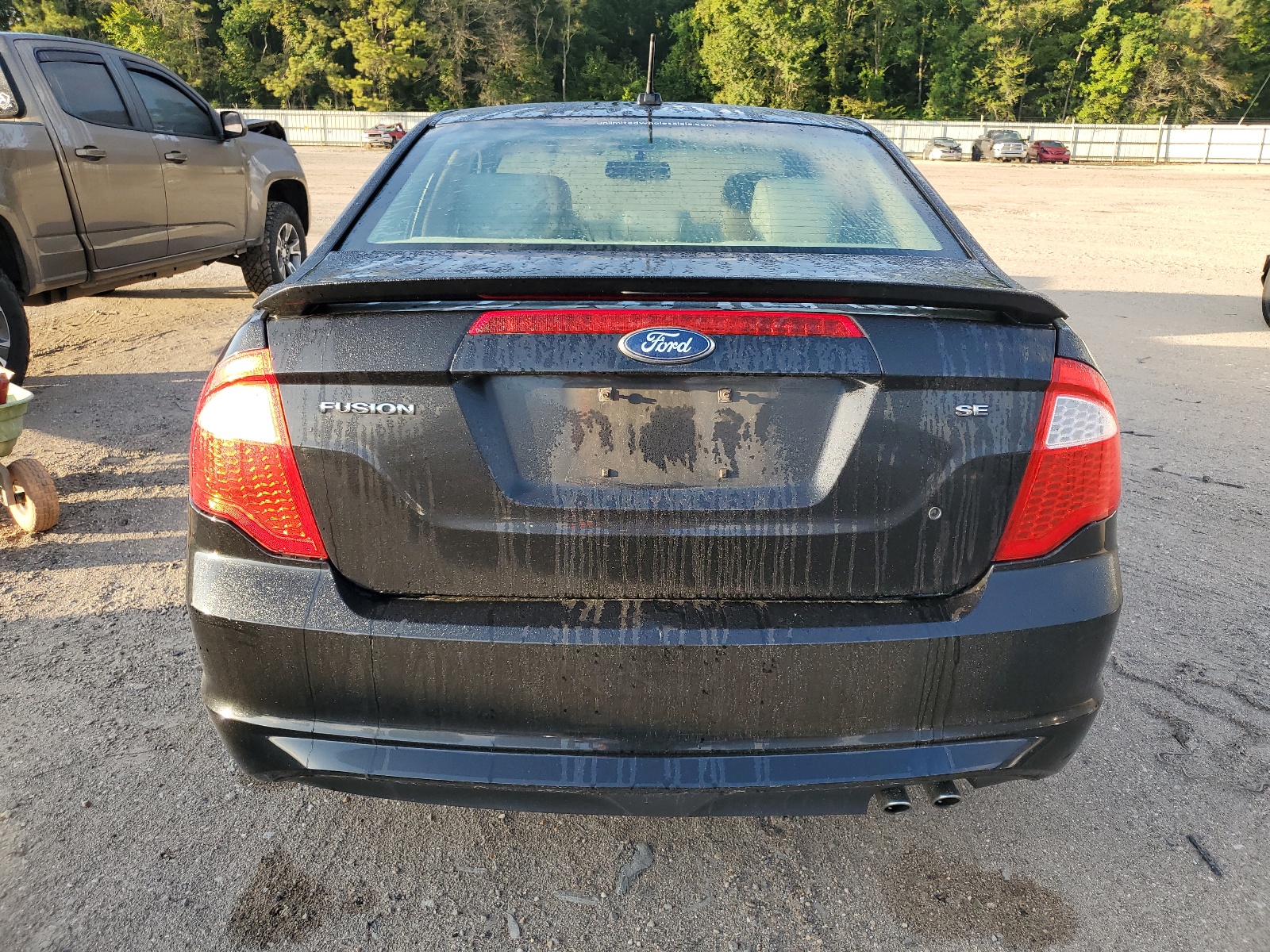 3FAHP0HA1BR184191 2011 Ford Fusion Se