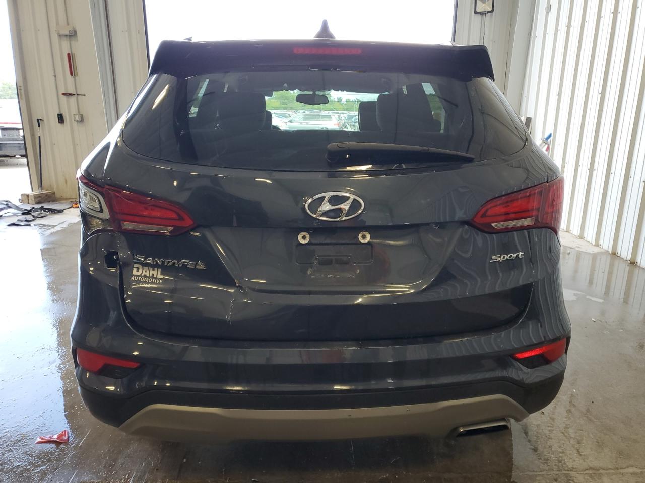 5XYZU3LB2JG528645 2018 Hyundai Santa Fe Sport