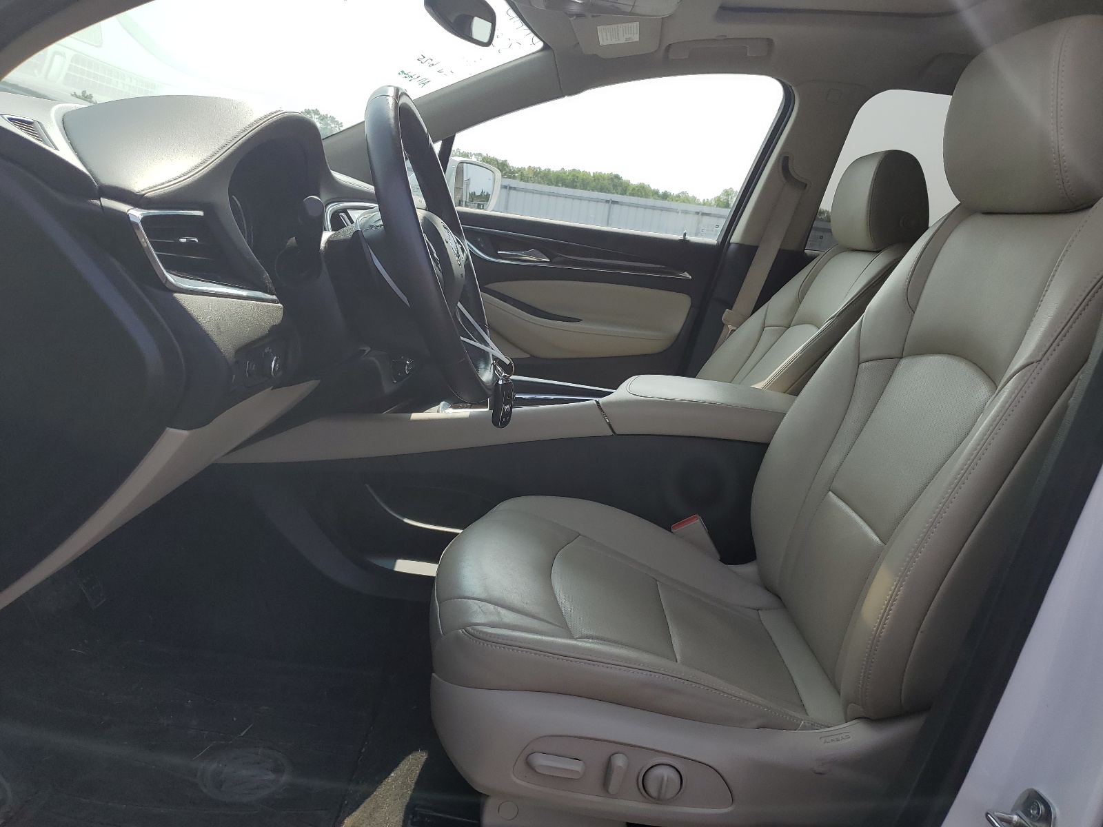 5GAEVAKW8LJ194310 2020 Buick Enclave Essence