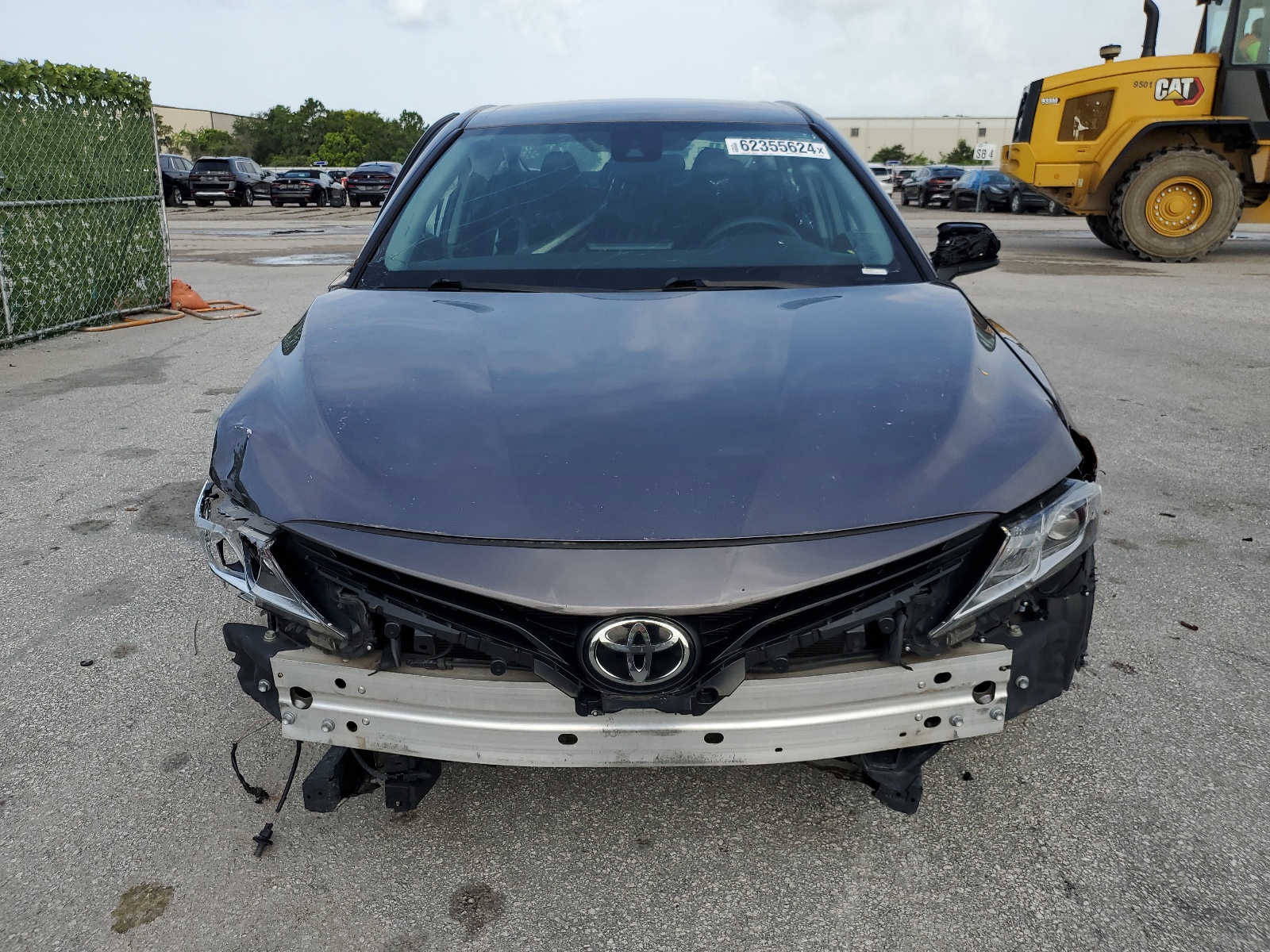 2021 Toyota Camry Le vin: 4T1C11AKXMU428684