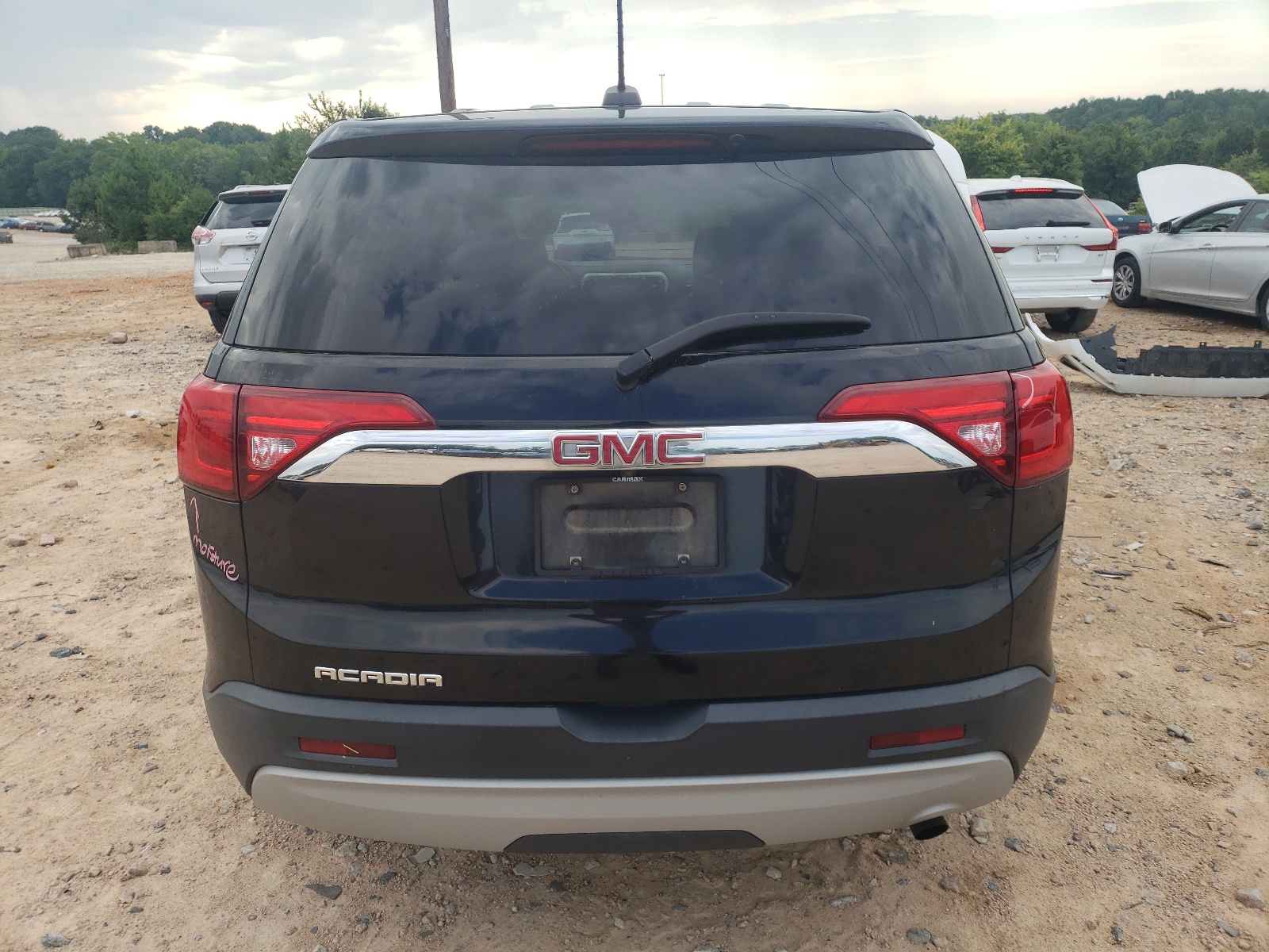 1GKKNKLA8HZ294205 2017 GMC Acadia Sle