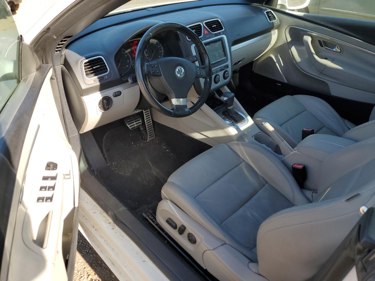 2007 Volkswagen Eos 2.0T Sport VIN: WVWDA71F37V038281 Lot: 62473664