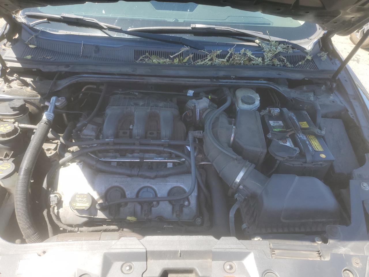 2010 Ford Taurus Limited VIN: 1FAHP2FW6AG133981 Lot: 61737804