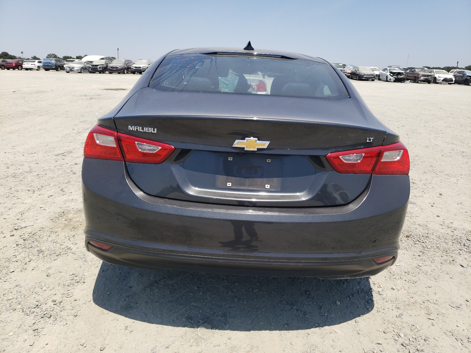 1G1ZD5ST4JF237193 2018 Chevrolet Malibu Lt