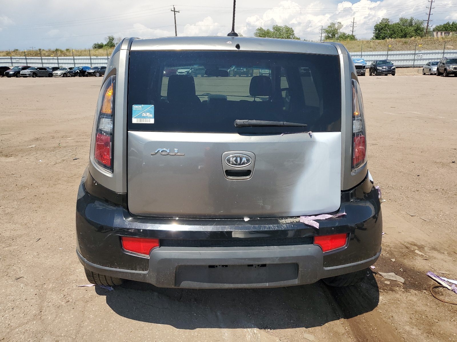 KNDJT2A20B7315950 2011 Kia Soul +