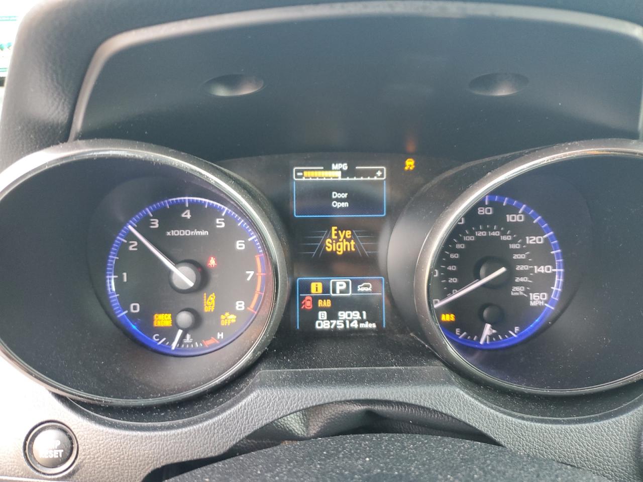 2018 Subaru Outback Touring VIN: 4S4BSETC9J3303425 Lot: 62418214