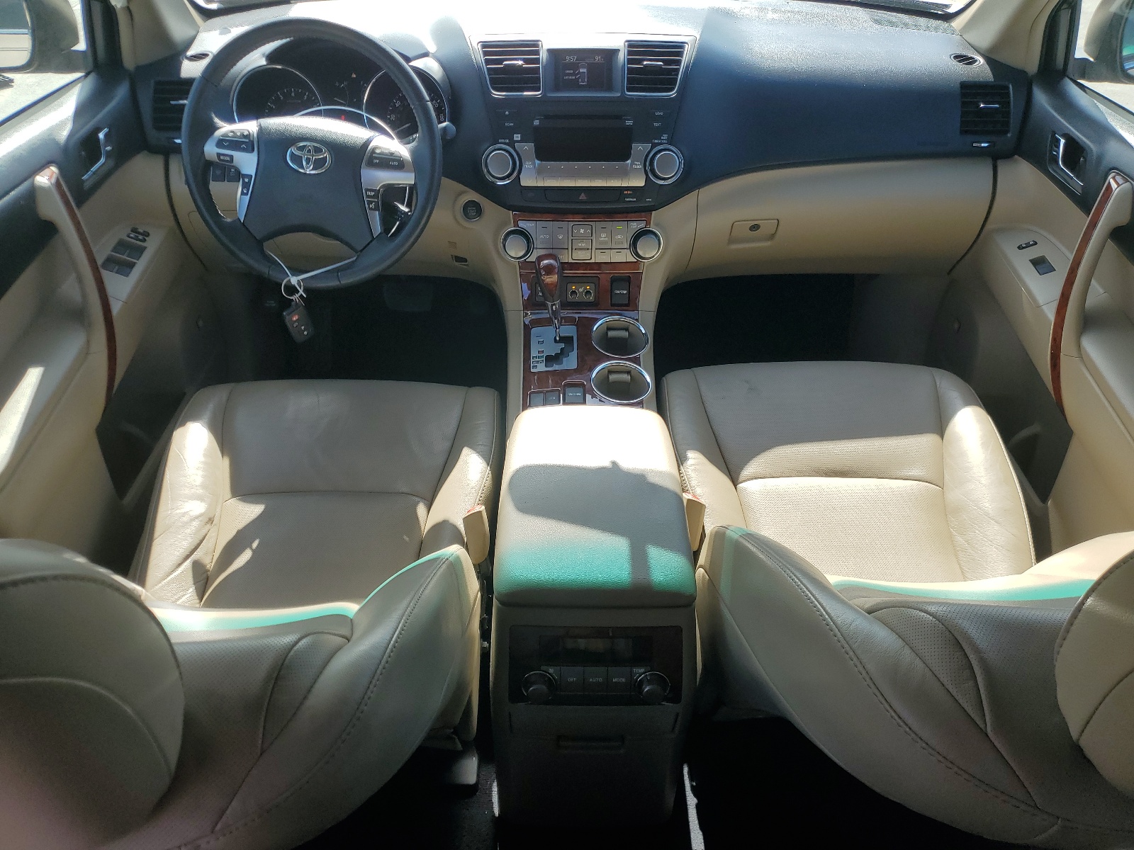 5TDYK3EHXBS033407 2011 Toyota Highlander Limited