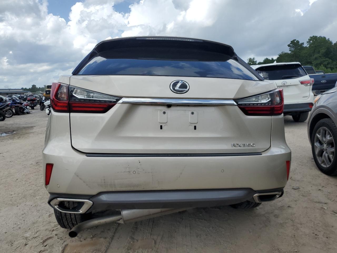 2017 Lexus RX - Image 6