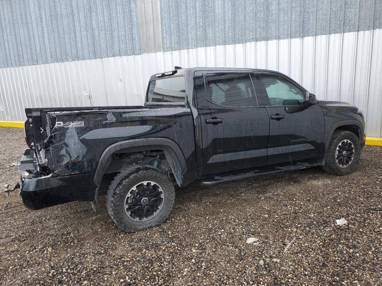 2022 Toyota Tundra - Image 3