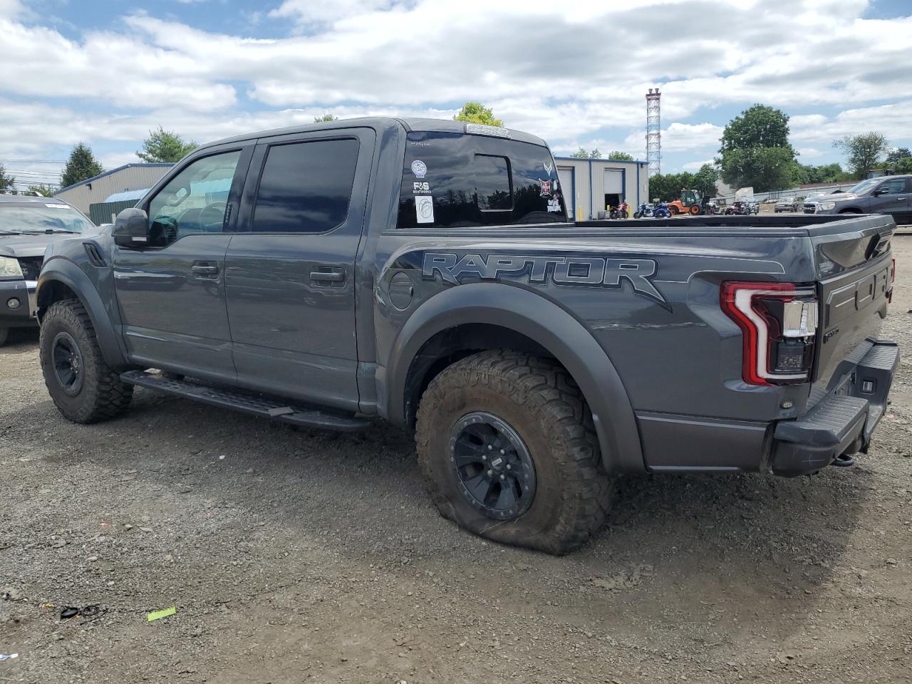 2018 Ford F-150 - Image 2