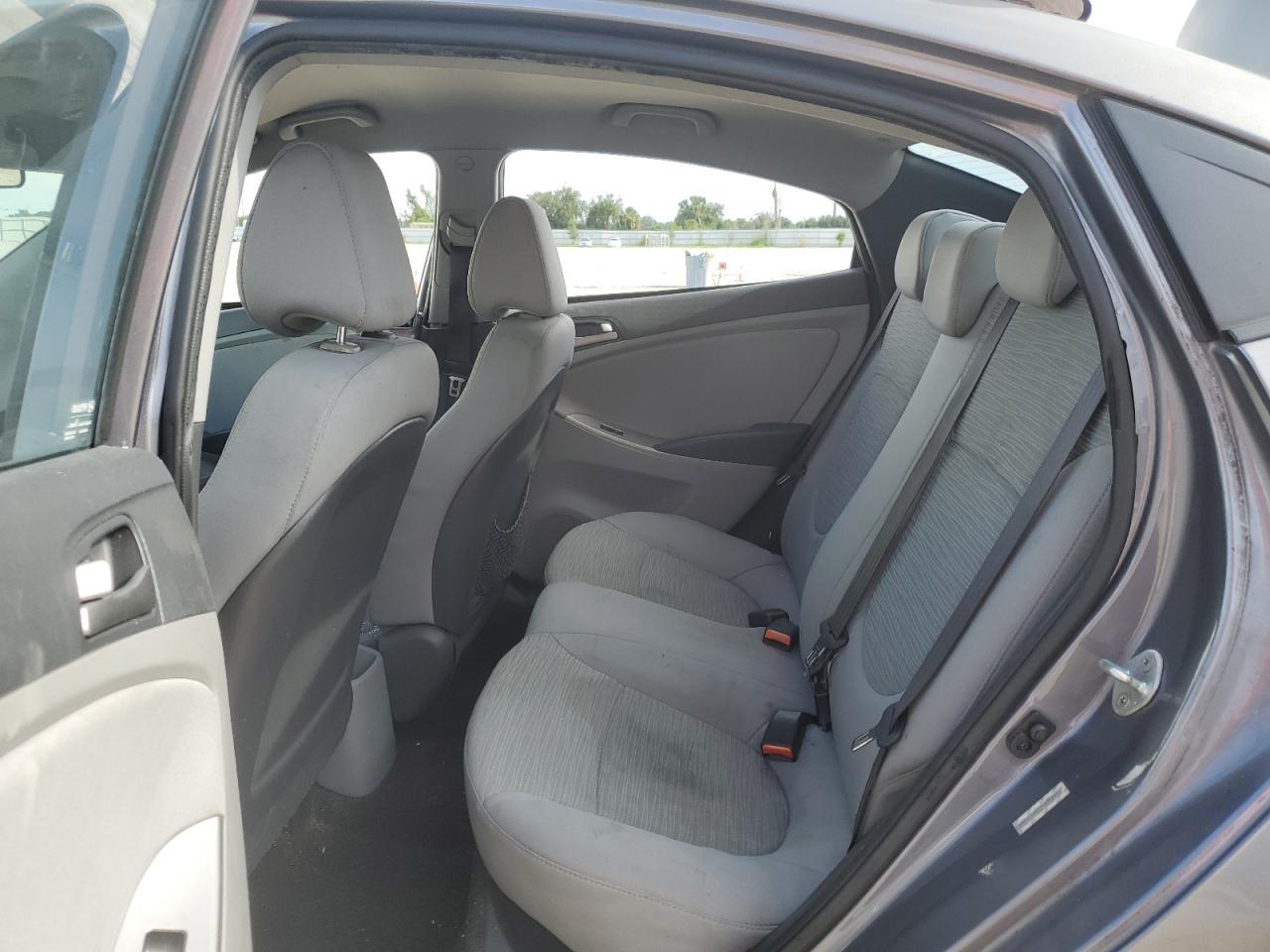 2015 Hyundai Accent Gls VIN: KMHCT4AE7FU792327 Lot: 65317834