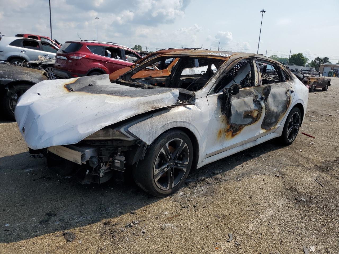 2021 Kia K5 Lxs na sprzedaż w Moraine, OH - Burn