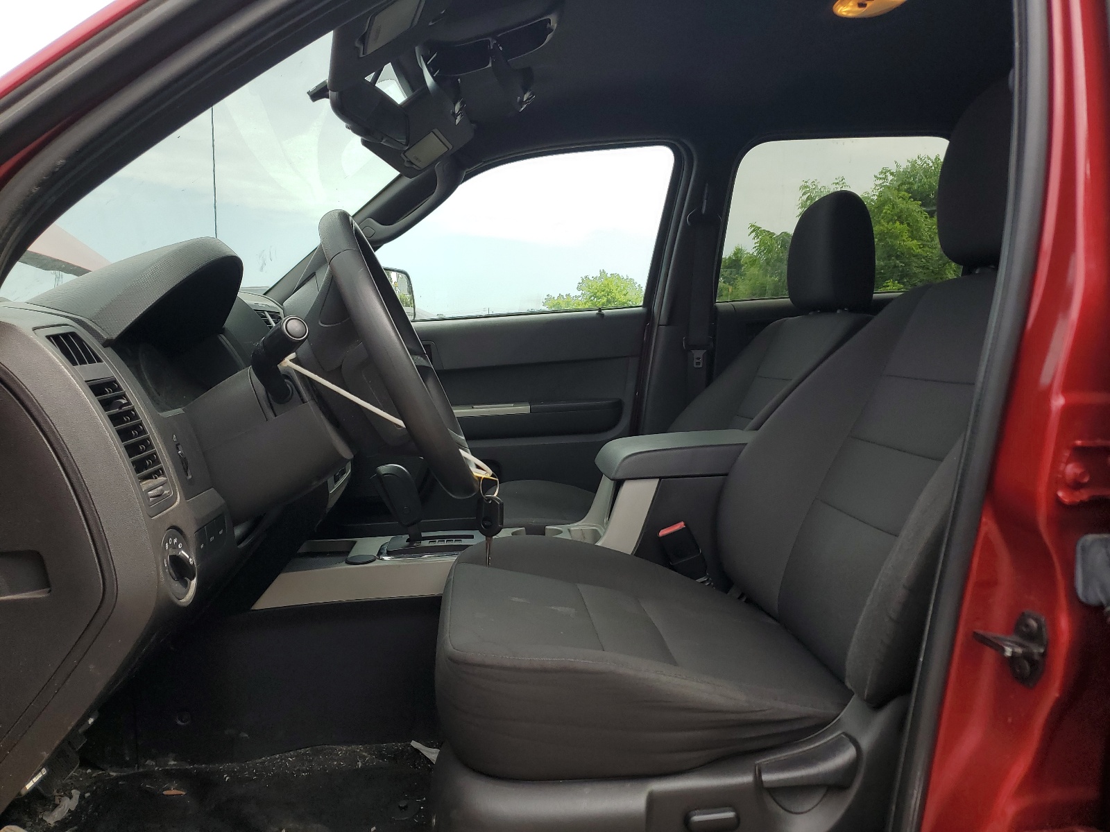 1FMCU0DG5BKB07962 2011 Ford Escape Xlt