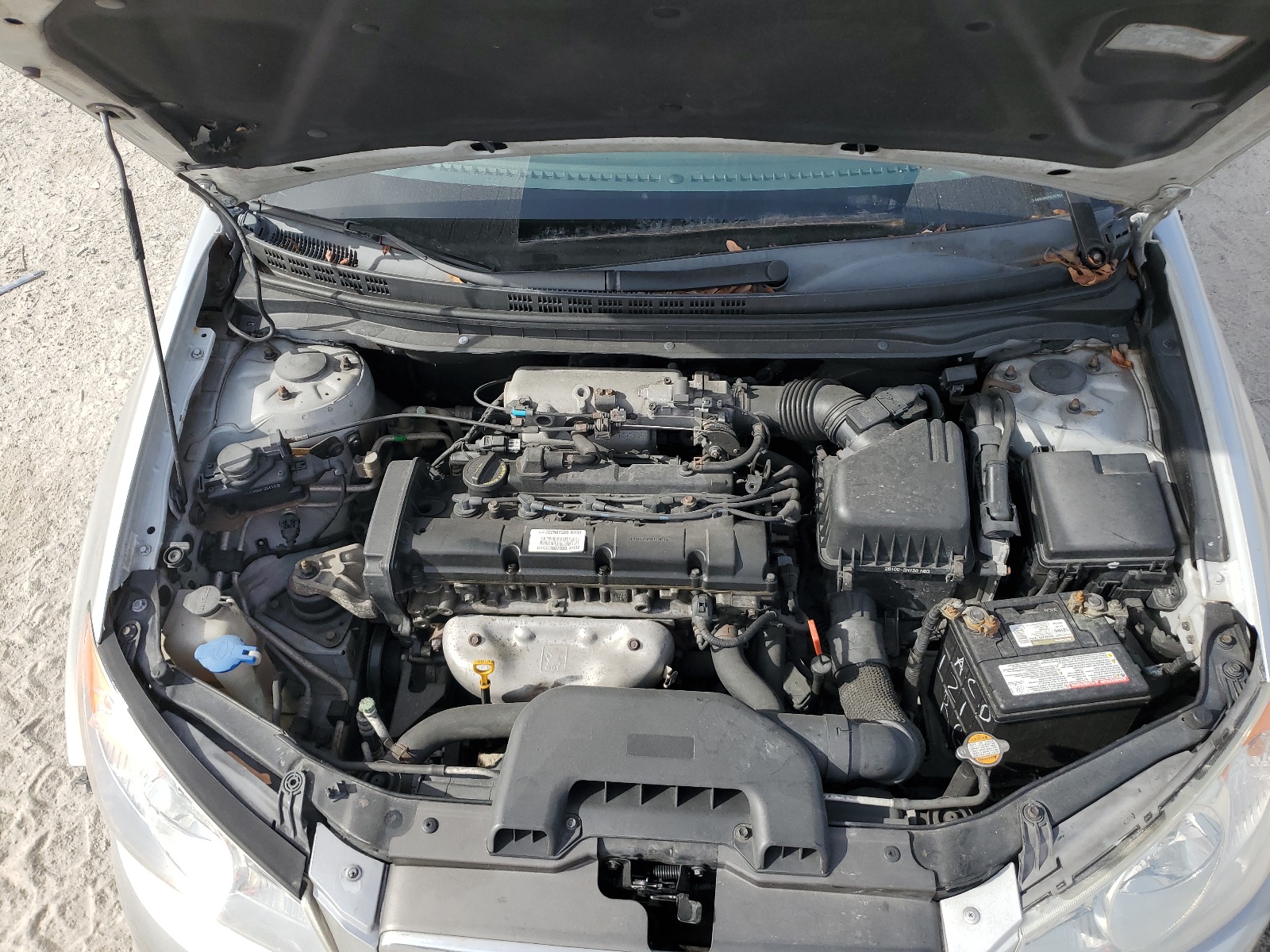 KMHDU46D99U747654 2009 Hyundai Elantra Gls