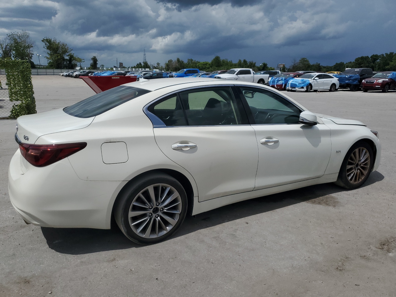 2019 Infiniti Q50 Luxe vin: JN1EV7APXKM510219