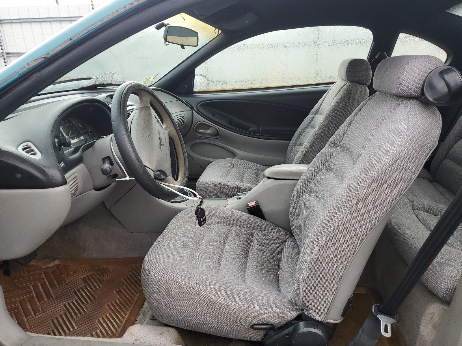 1FALP4041TF101915 1996 Ford Mustang