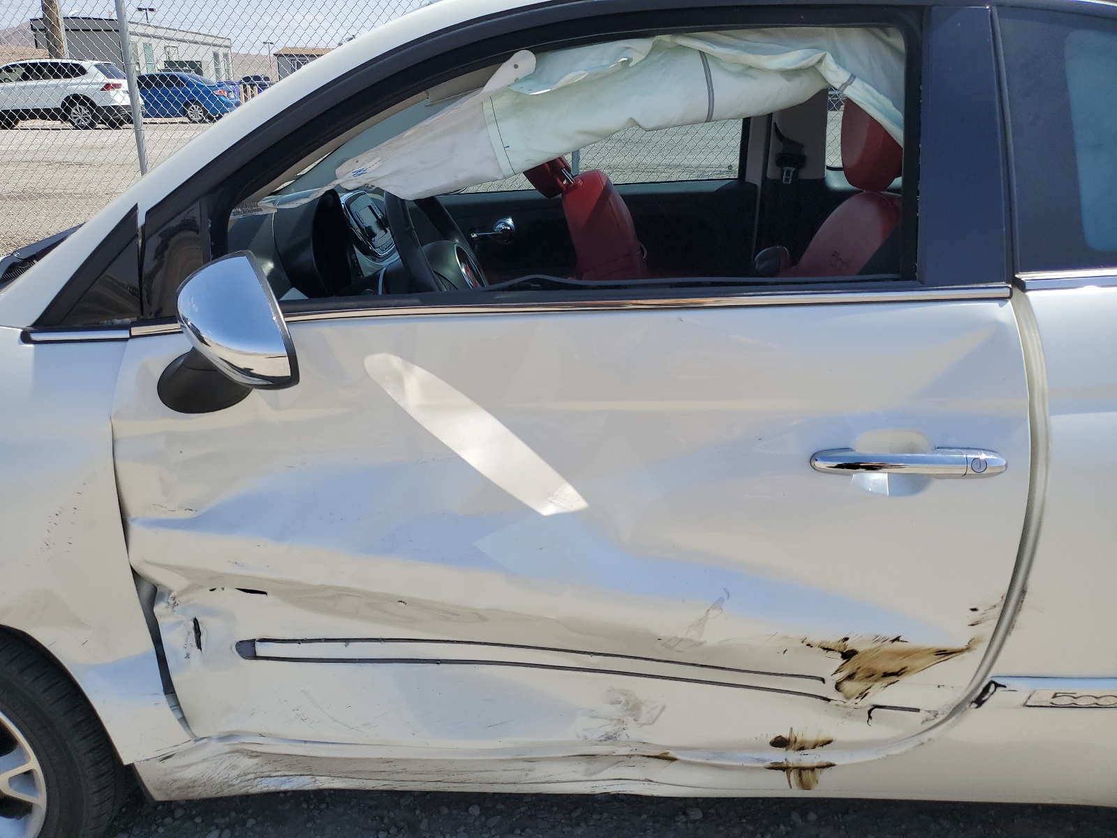 3C3CFFCR8HT700568 2017 Fiat 500 Lounge