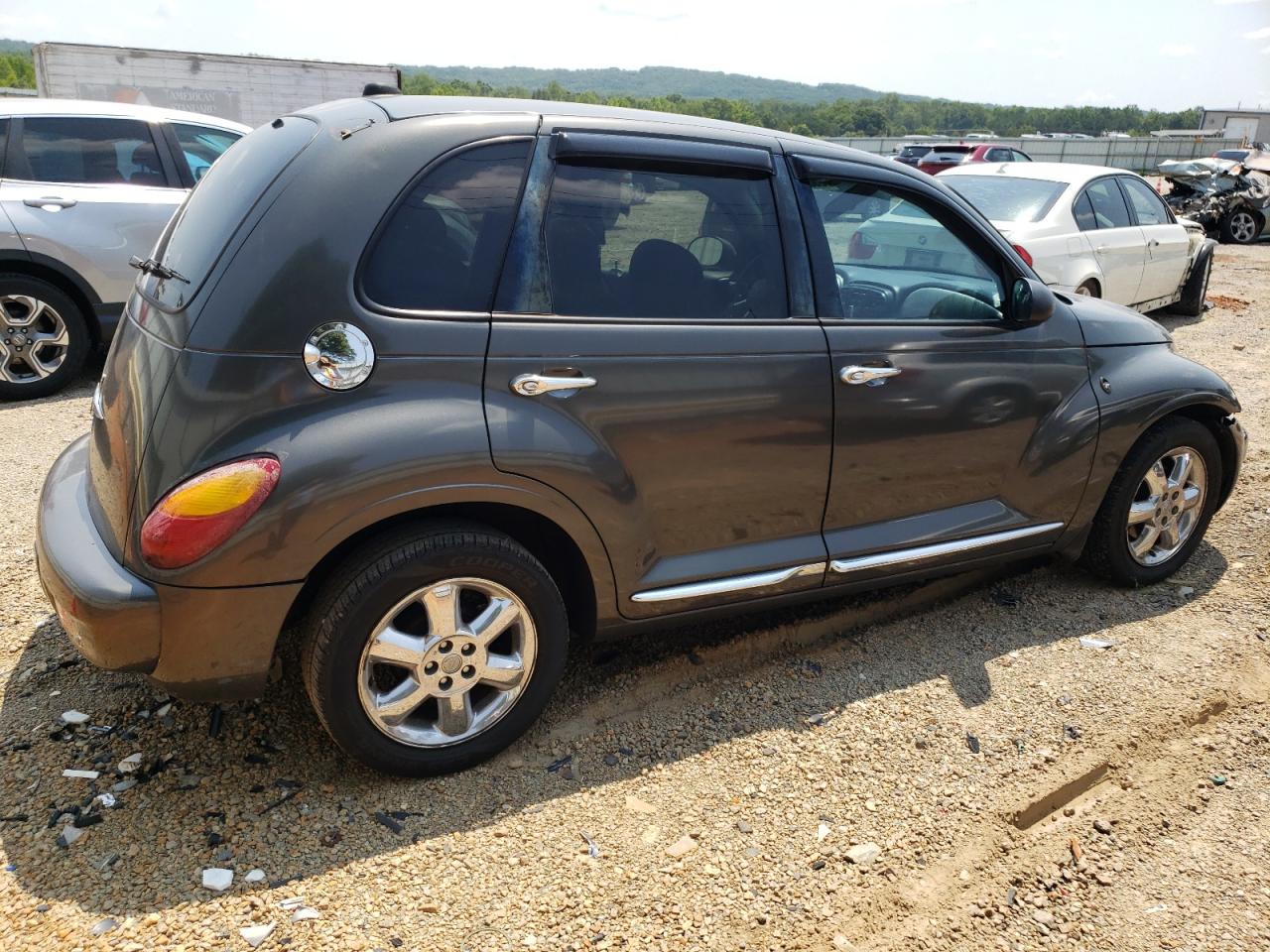 2004 Chrysler PT Cruiser - Image 3