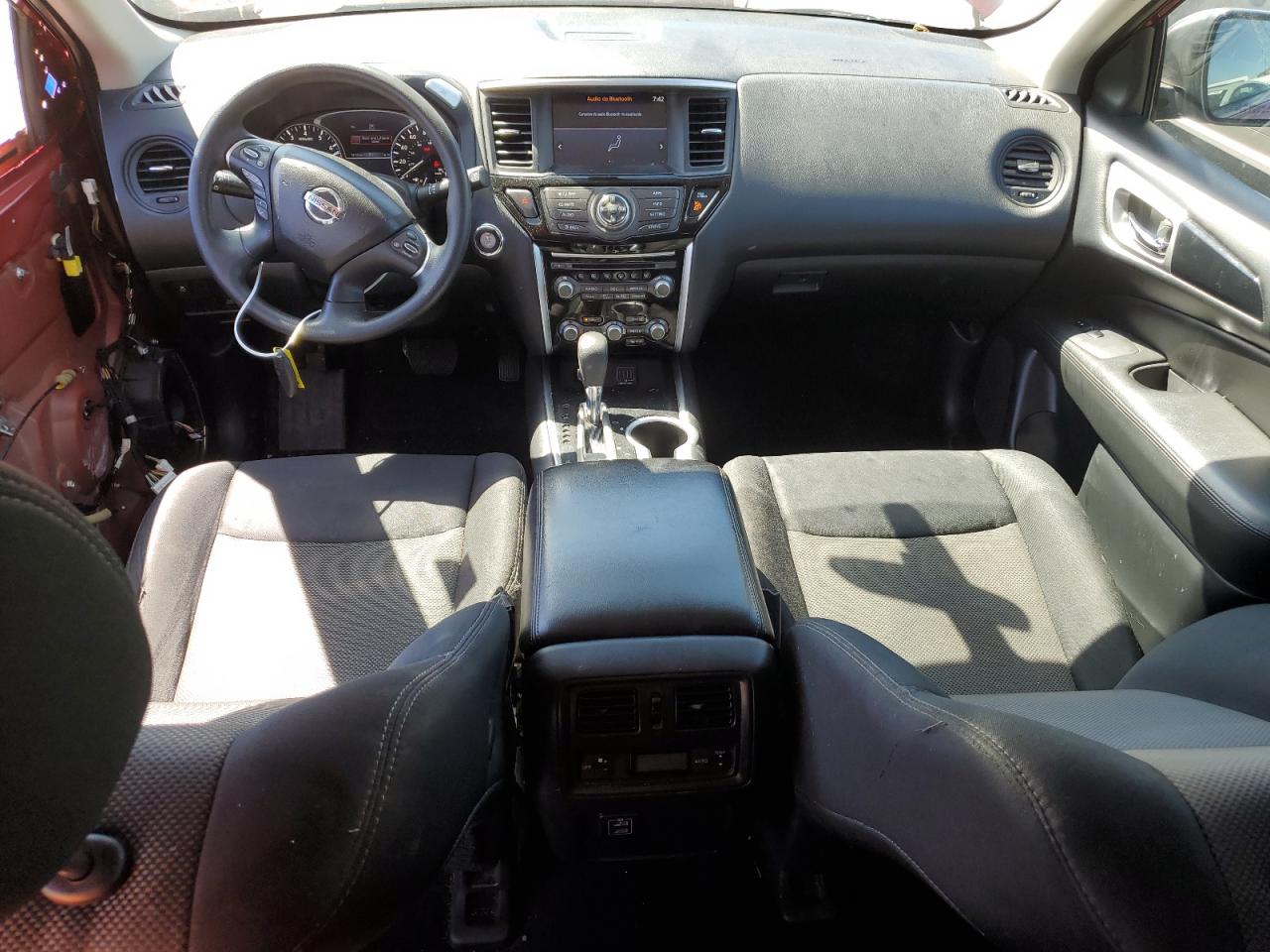 2018 Nissan Pathfinder S VIN: 5N1DR2MN0JC660267 Lot: 63661754