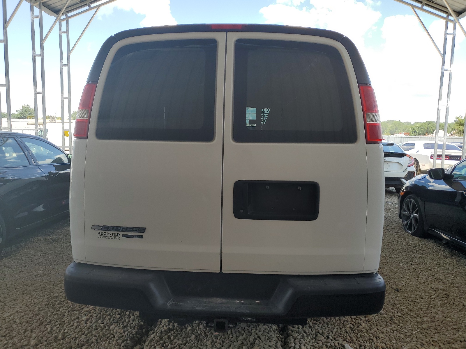 1GCWGAFF9G1243608 2016 Chevrolet Express G2500
