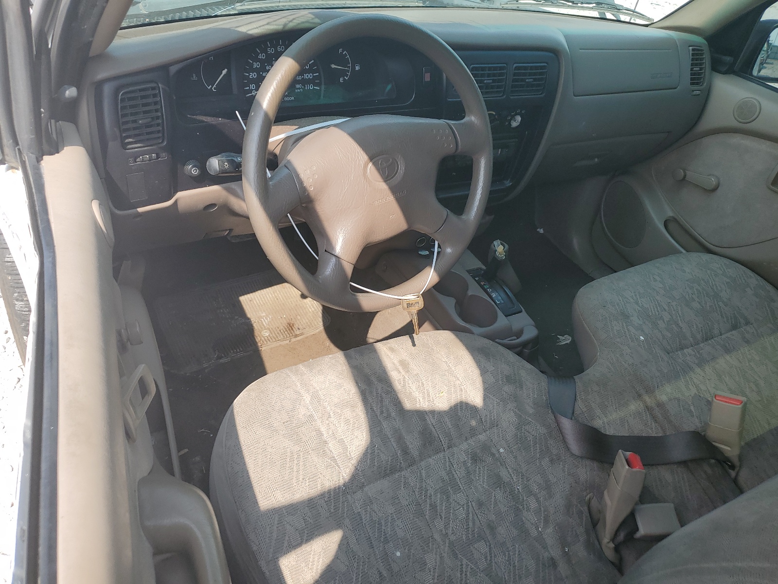 5TENL42N51Z730078 2001 Toyota Tacoma