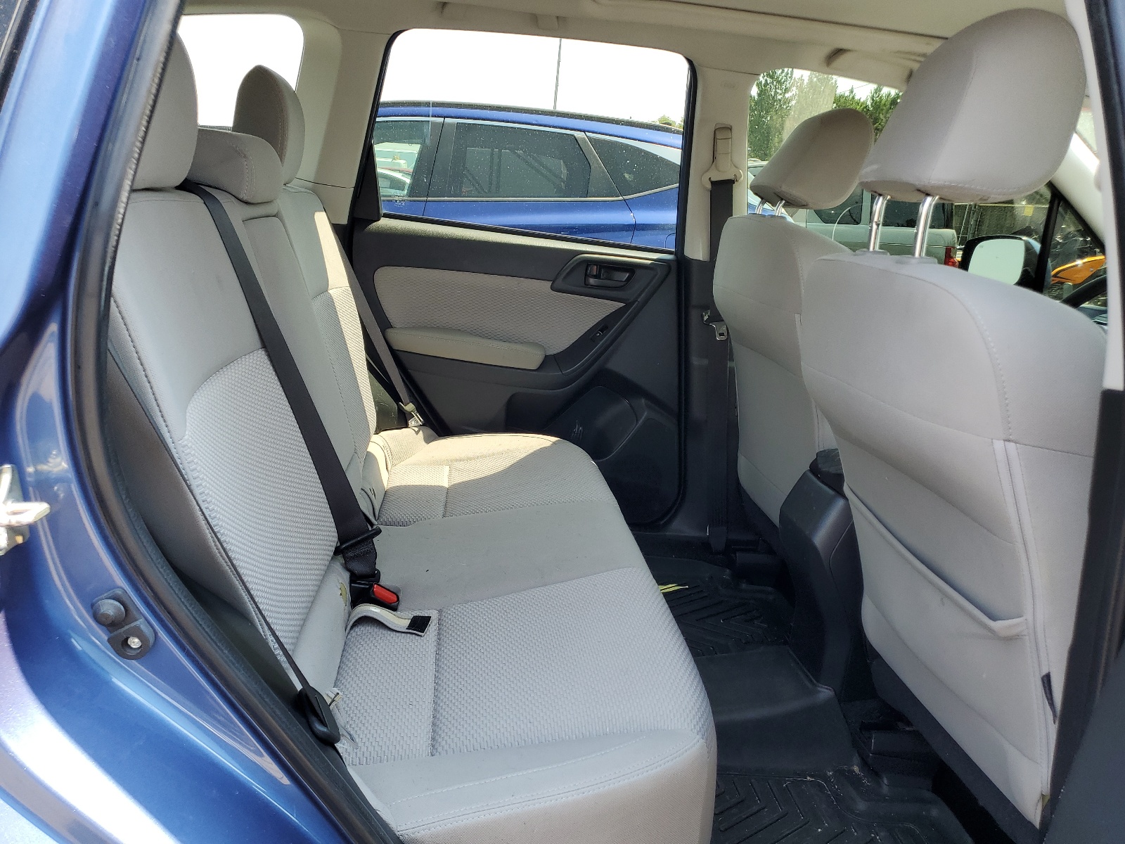 JF2SJAEC0HH553549 2017 Subaru Forester 2.5I Premium