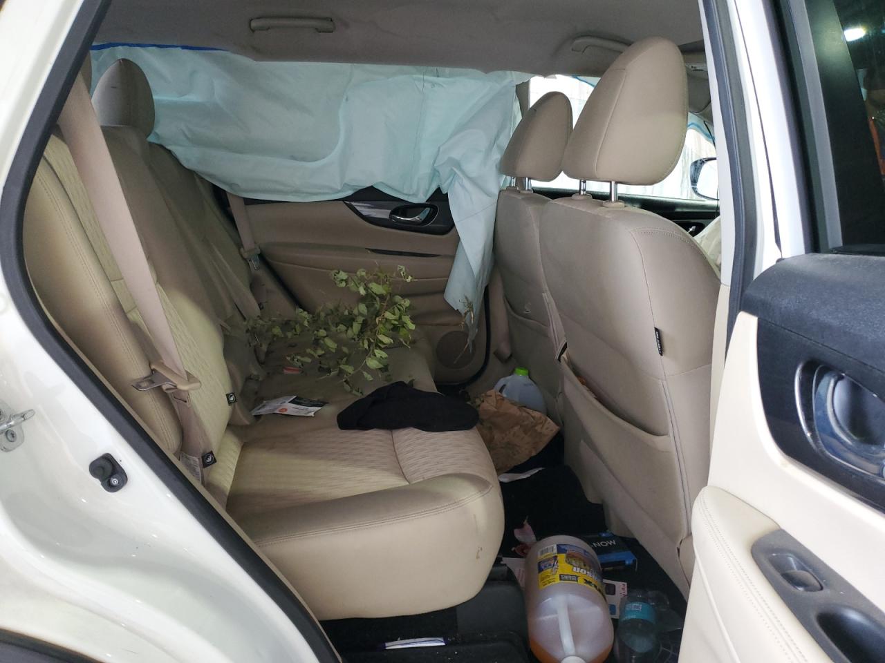 2017 Nissan Rogue S VIN: JN8AT2MT4HW151643 Lot: 63354884