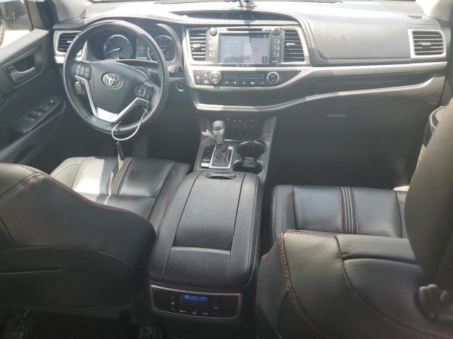  TOYOTA HIGHLANDER 2019 Srebrny