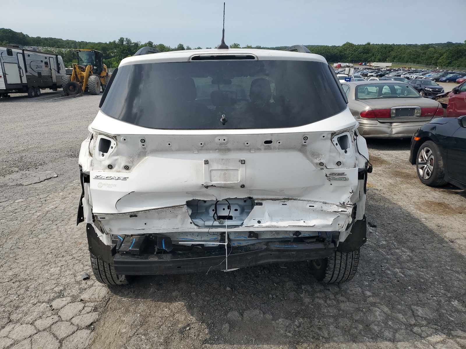 1FMCU0HDXKUB75646 2019 Ford Escape Sel