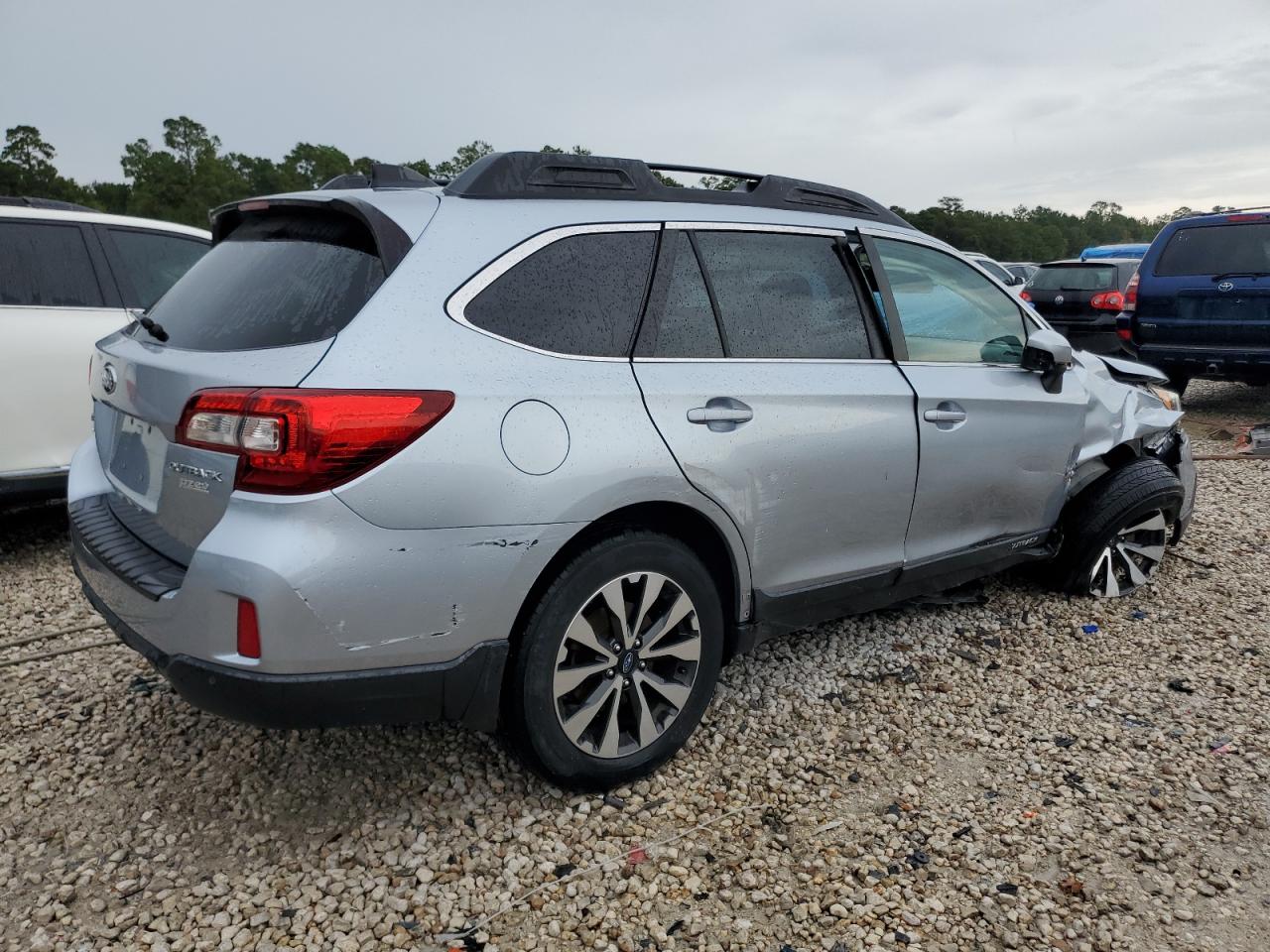 2017 Subaru Outback - Image 3