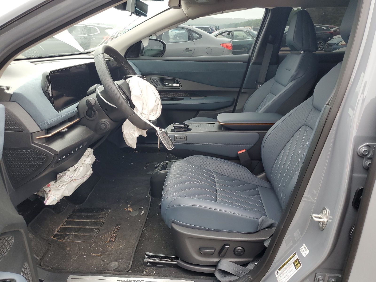 JN1DF0CD1PM710562 2023 Nissan Ariya Platinum +