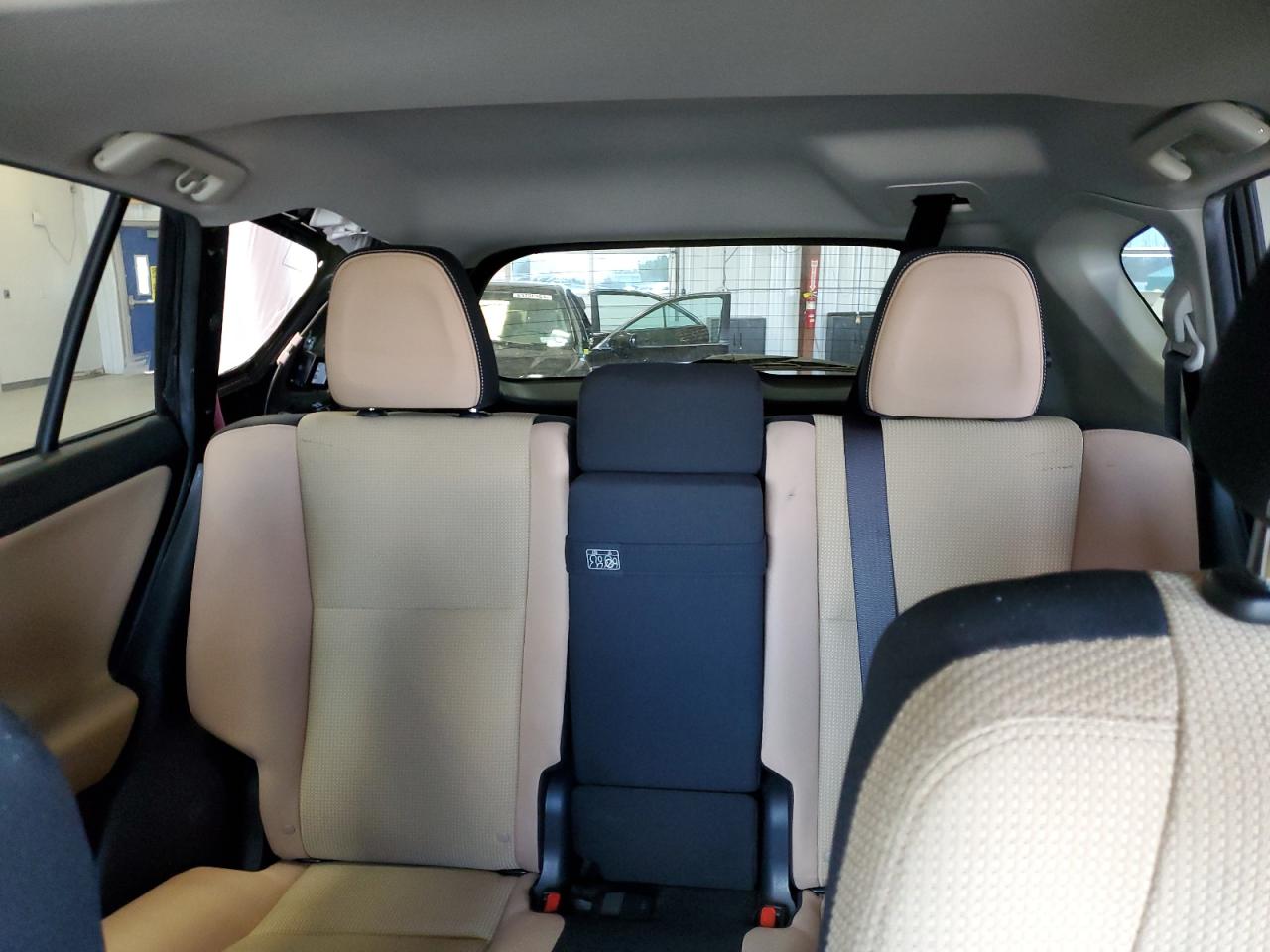 2016 Toyota Rav4 Hv Xle VIN: JTMRJREV6GD039000 Lot: 63166234