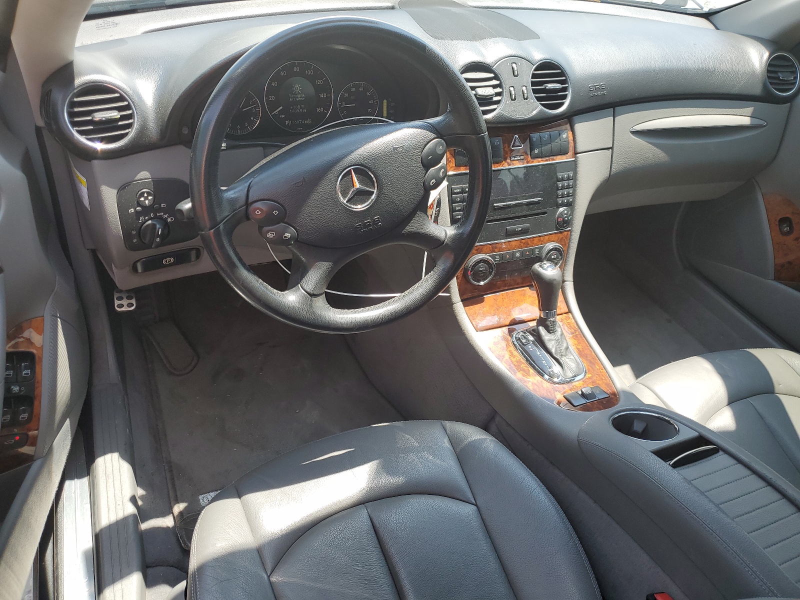 WDBTK56F47T085268 2007 Mercedes-Benz Clk 350