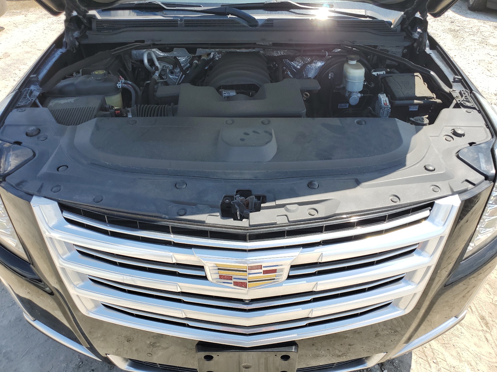 2016 Cadillac Escalade Platinum vin: 1GYS3DKJ5GR206962