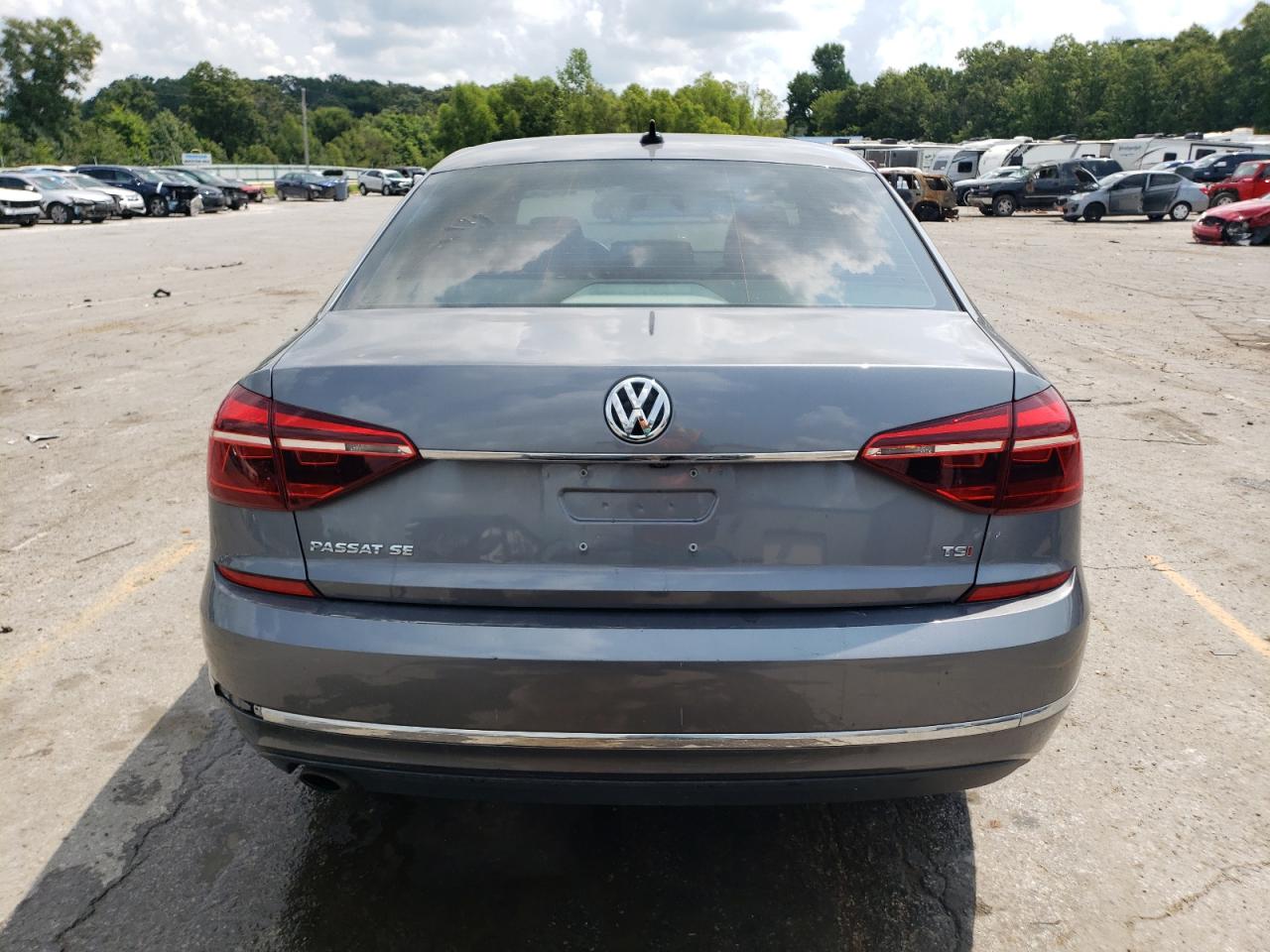 2017 Volkswagen Passat Se VIN: 1VWBT7A37HC013952 Lot: 62627324