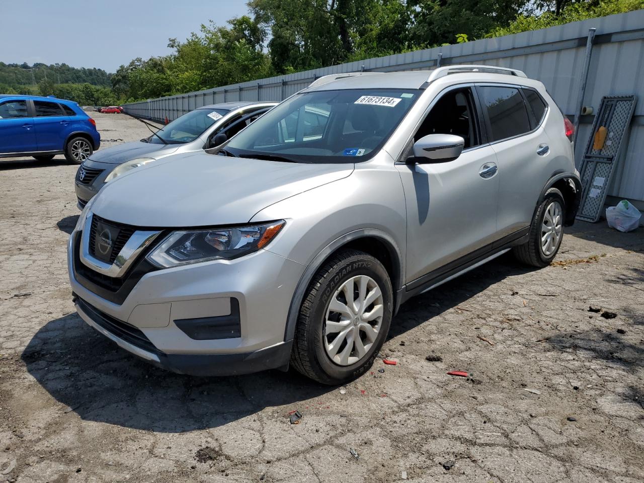 JN8AT2MV1HW274737 NISSAN ROGUE 2017