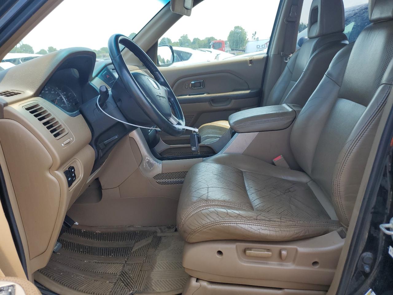 2004 Honda Pilot Exl VIN: 2HKYF18574H620666 Lot: 58464364