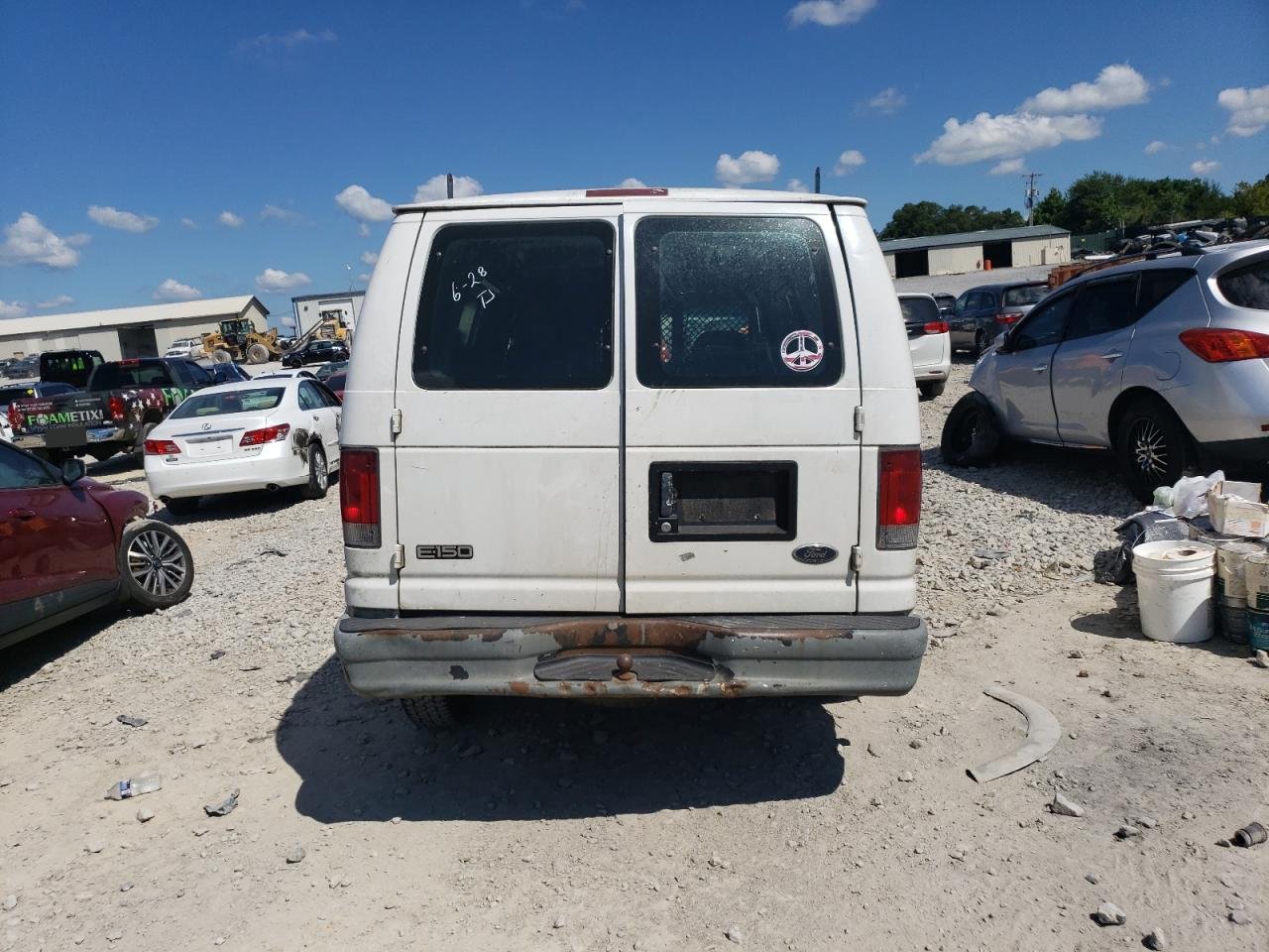 1FTRE14272HA07221 2002 Ford Econoline E150 Van