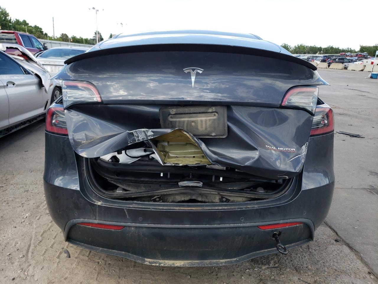 5YJYGDEF9MF173381 2021 Tesla Model Y