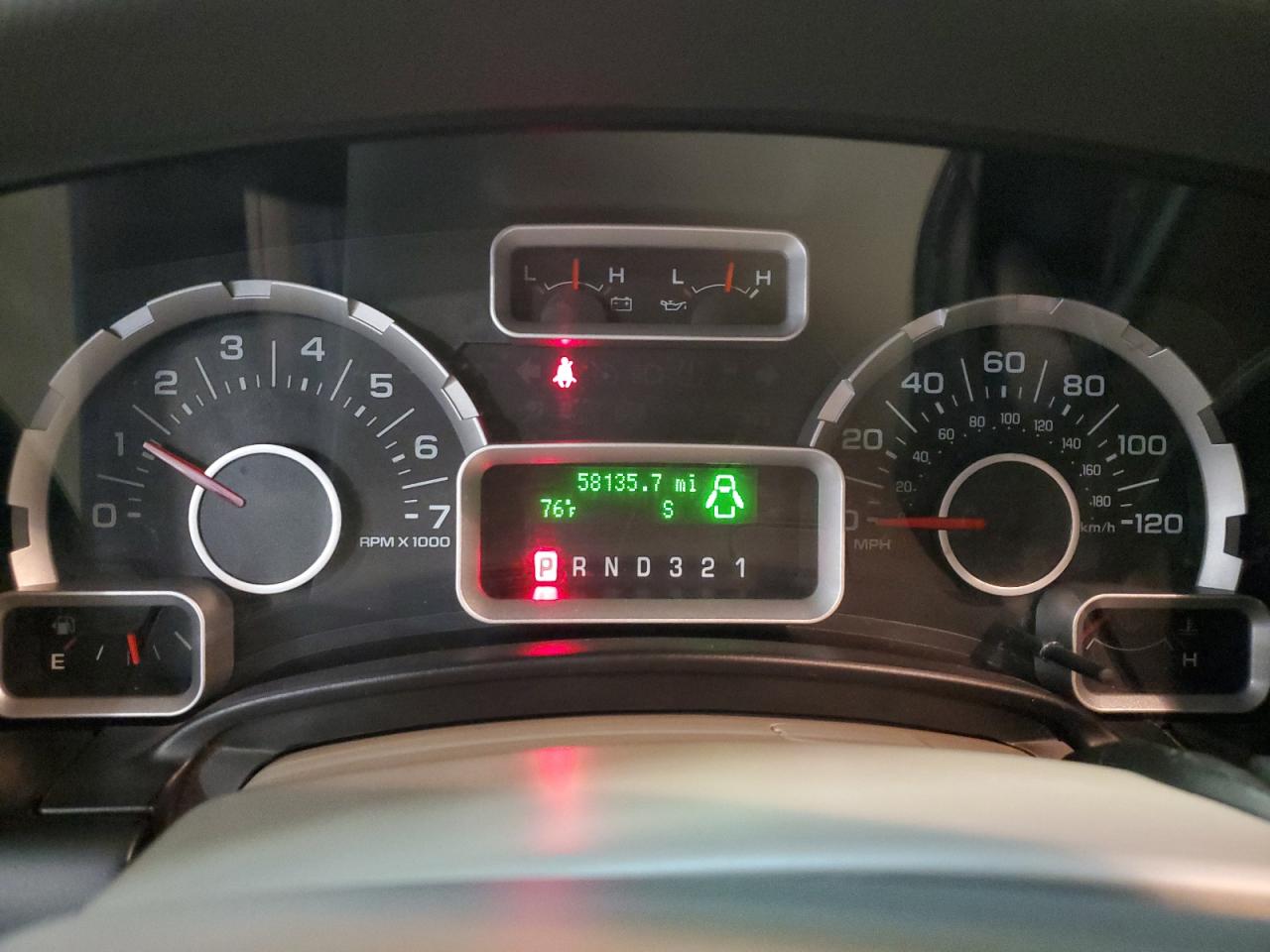 2010 Ford Expedition Xlt VIN: 1FMJU1G57AEB51529 Lot: 62837454