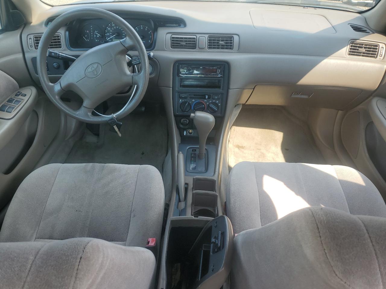 1999 Toyota Camry Le VIN: JT2BF28K7X0170691 Lot: 63001744