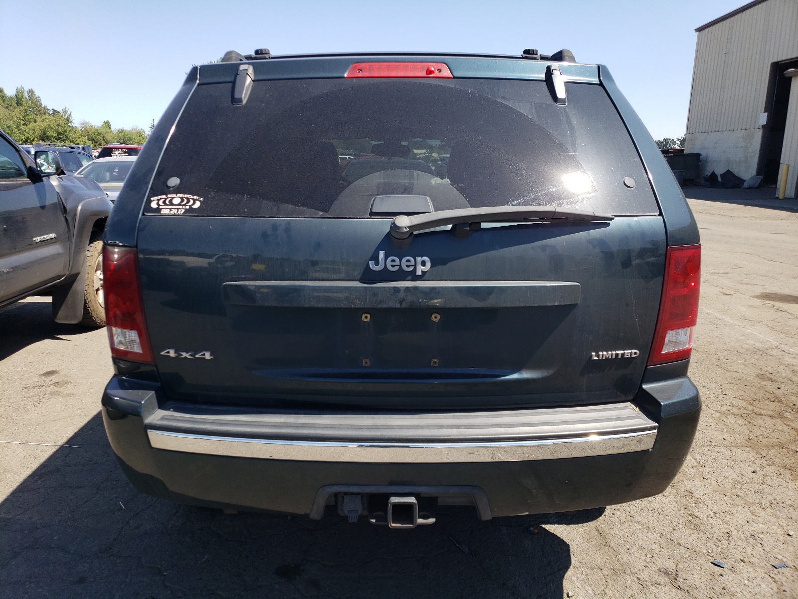 1J4HR58N25C597674 2005 Jeep Grand Cherokee Limited