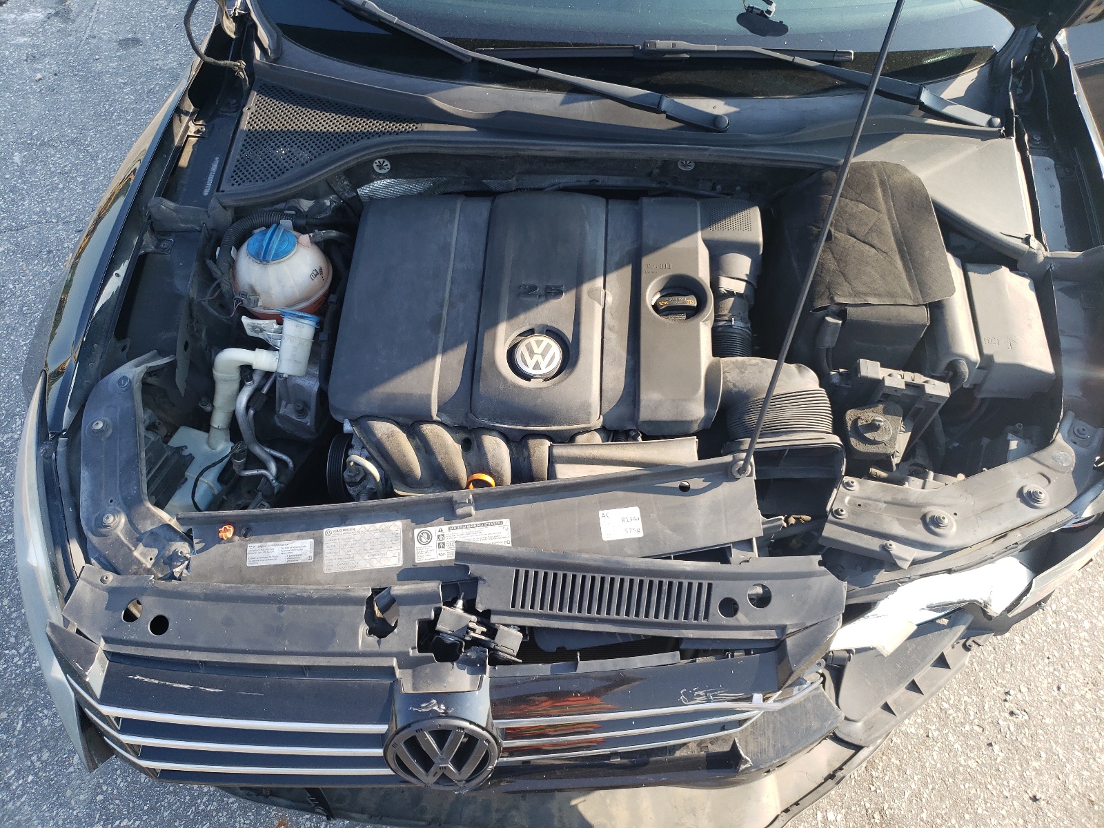 1VWBH7A30DC011732 2013 Volkswagen Passat Se