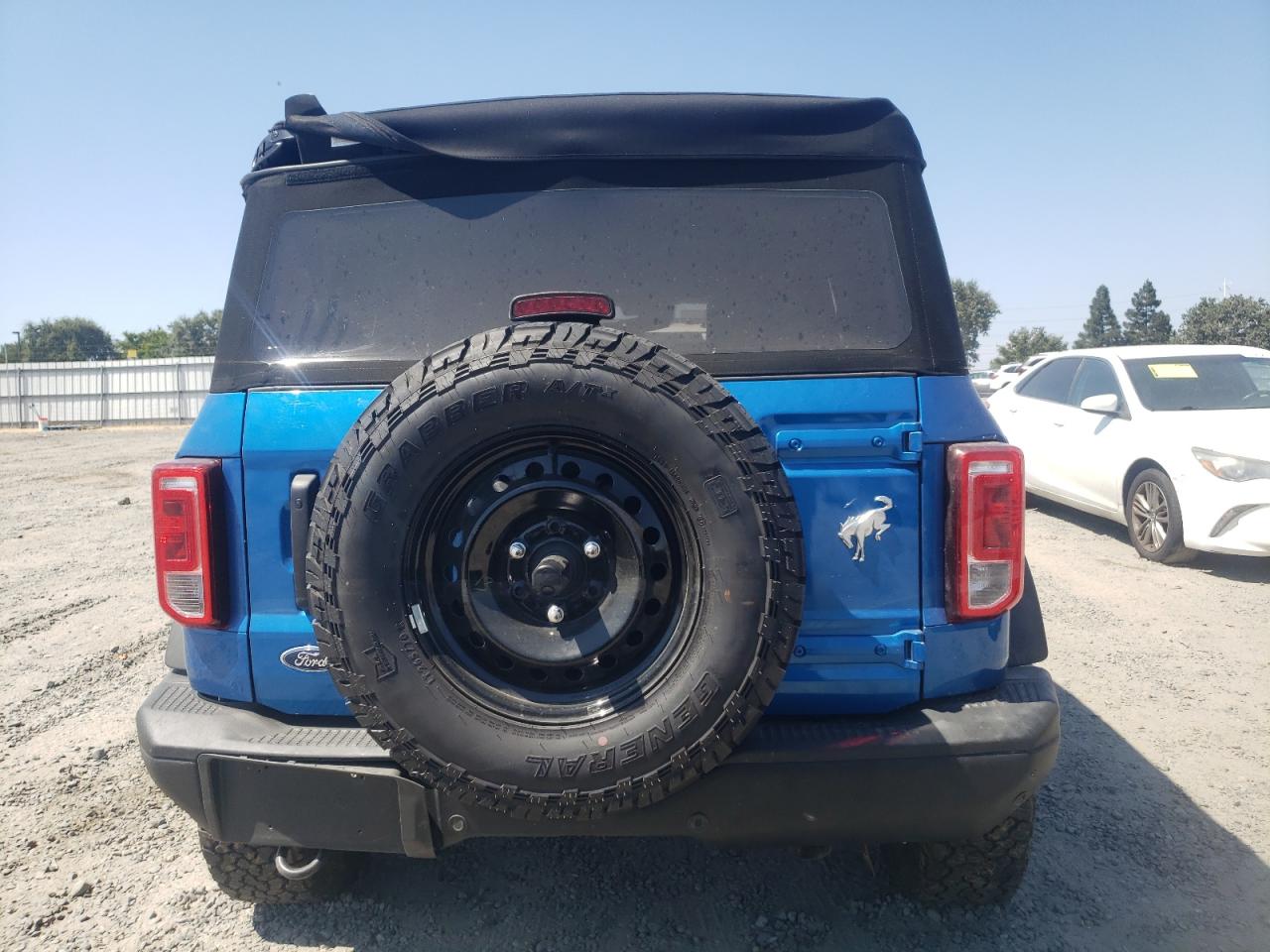 2023 Ford Bronco Base VIN: 1FMEE5DPXPLB81267 Lot: 63144764