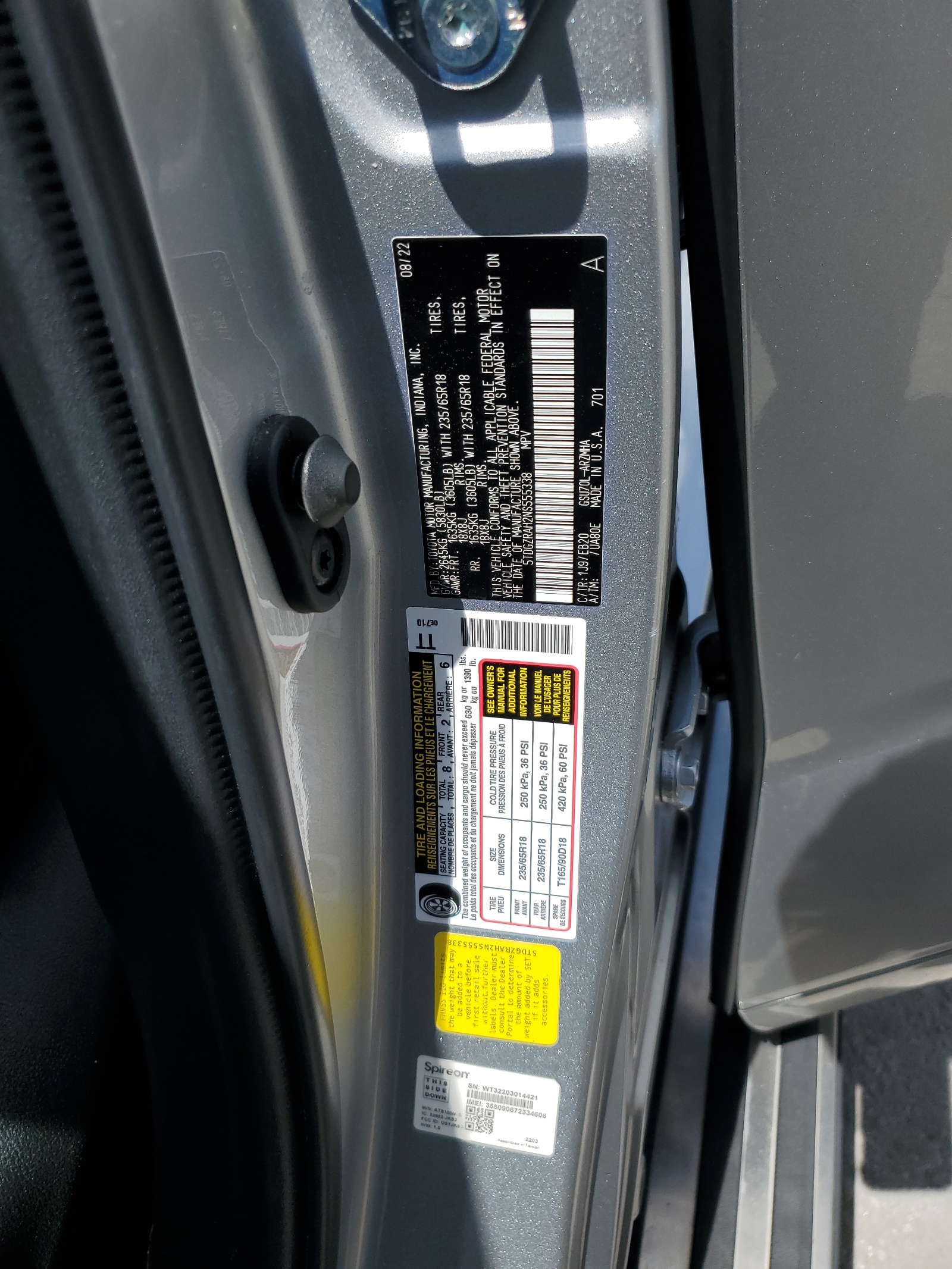 5TDGZRAH2NS555338 2022 Toyota Highlander Xle