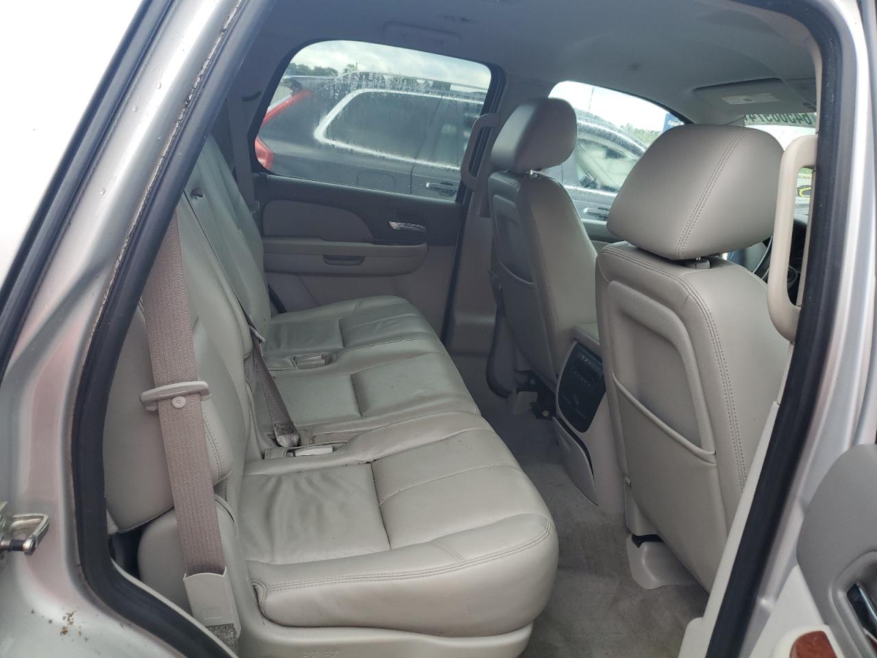 2010 Chevrolet Tahoe K1500 Lt VIN: 1GNUKBE09AR292087 Lot: 64568974