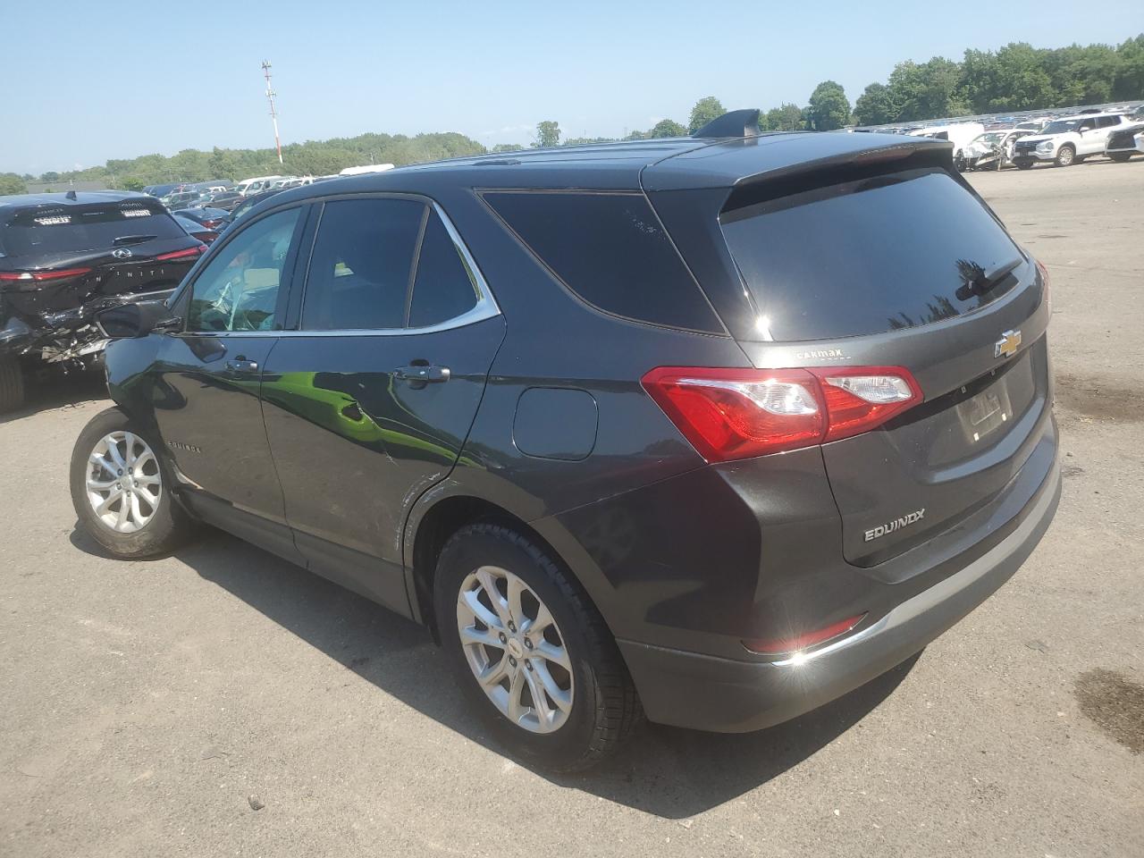 2GNAXUEV5K6164485 2019 Chevrolet Equinox Lt